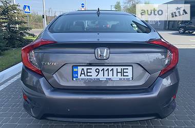 Седан Honda Civic 2016 в 