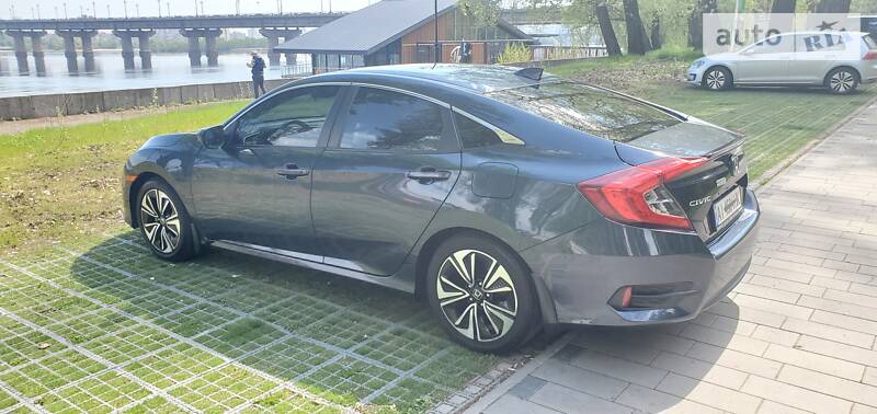 Седан Honda Civic 2016 в Києві
