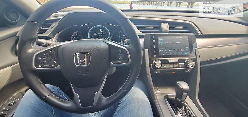 Седан Honda Civic 2016 в Києві