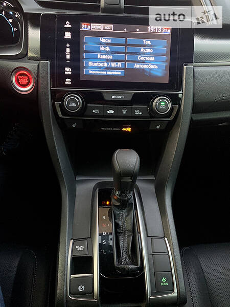 Хетчбек Honda Civic 2018 в Полтаві фото 26 Хетчбек Honda Civic 2018 в Полтаві