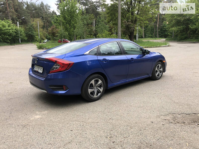 Хетчбек Honda Civic 2019 в Києві фото 5 Хетчбек Honda Civic 2019 в Києві