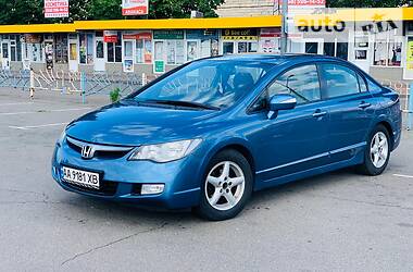 Седан Honda Civic 2006 в Киеве