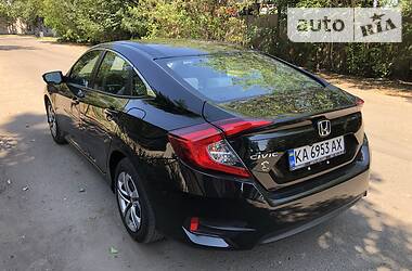 Седан Honda Civic 2018 в Киеве