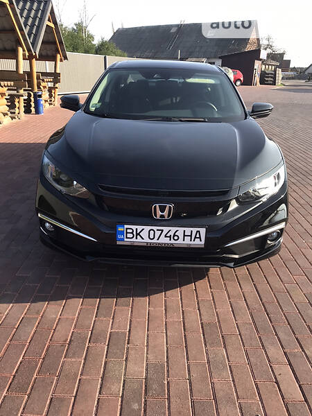 Седан Honda Civic 2019 в Ровно