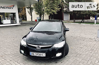 Седан Honda Civic 2008 в Днепре