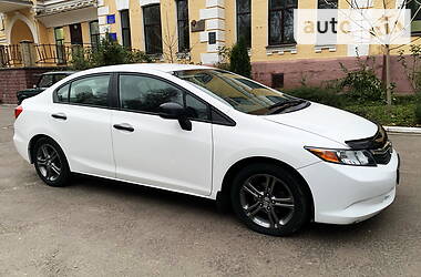 Седан Honda Civic 2012 в Чернигове