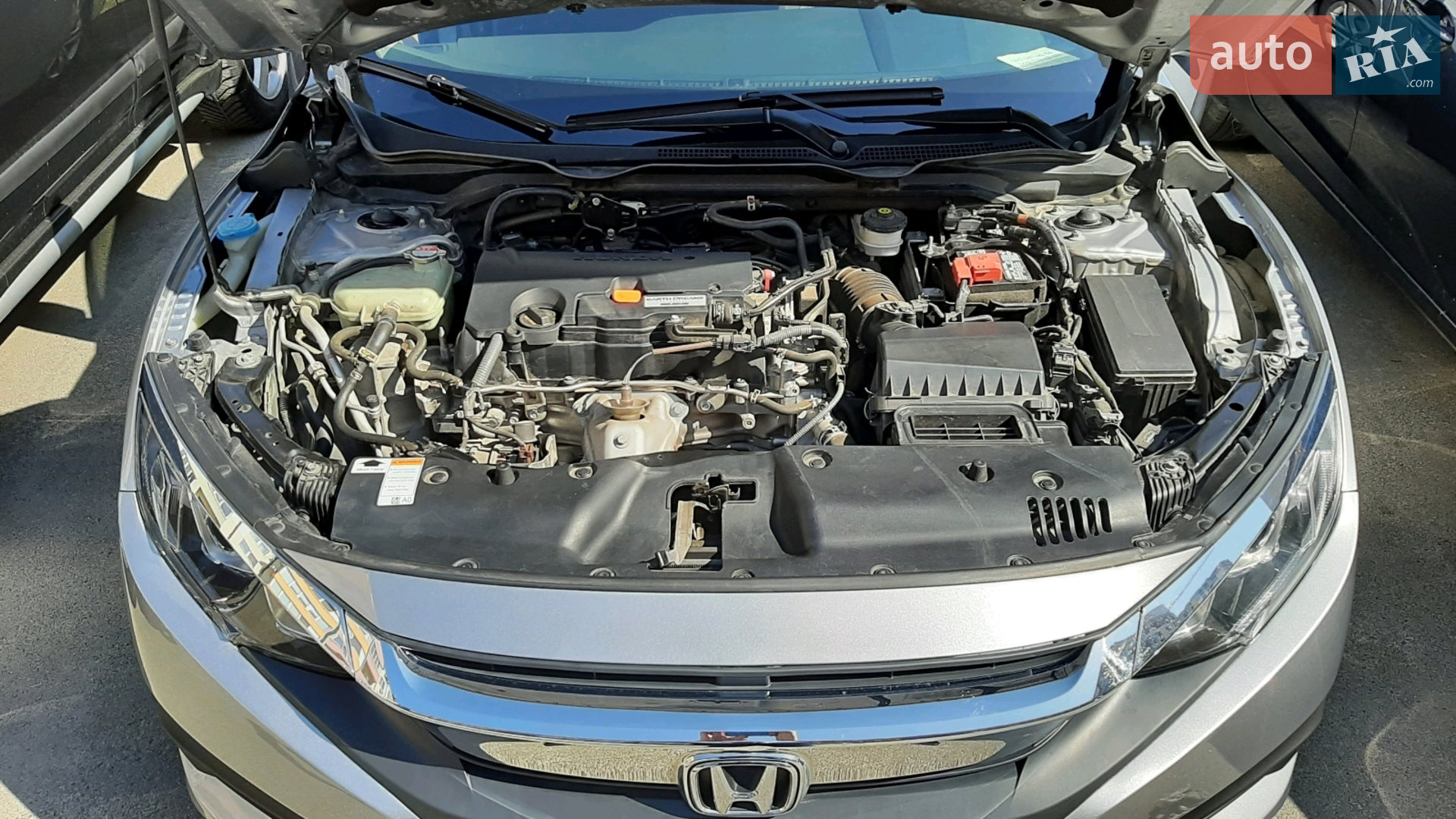 Honda Civic 2017 VIN 19XFC2F50HE070469 фото оголошення 9 з 11