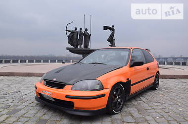 Хэтчбек Honda Civic 1996 в 
