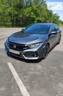 Хэтчбек Honda Civic 2017 в Мелитополе