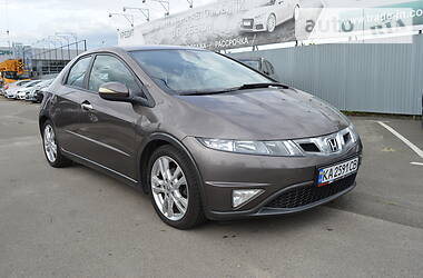 Хэтчбек Honda Civic 2010 в Киеве