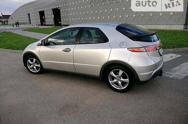 Хэтчбек Honda Civic 2006 в Виннице