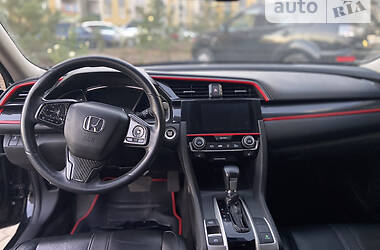 Седан Honda Civic 2015 в Одессе