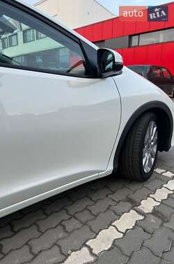 Хэтчбек Honda Civic 2013 в 