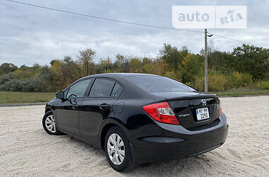 Седан Honda Civic 2012 в 