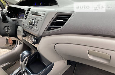 Седан Honda Civic 2012 в 