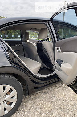 Седан Honda Civic 2012 в 