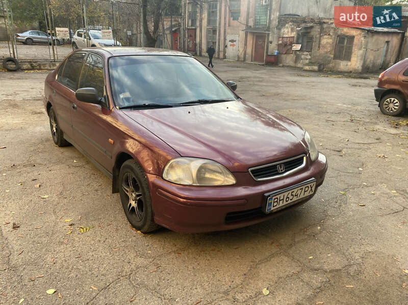 Седан Honda Civic 1997 в Херсоне