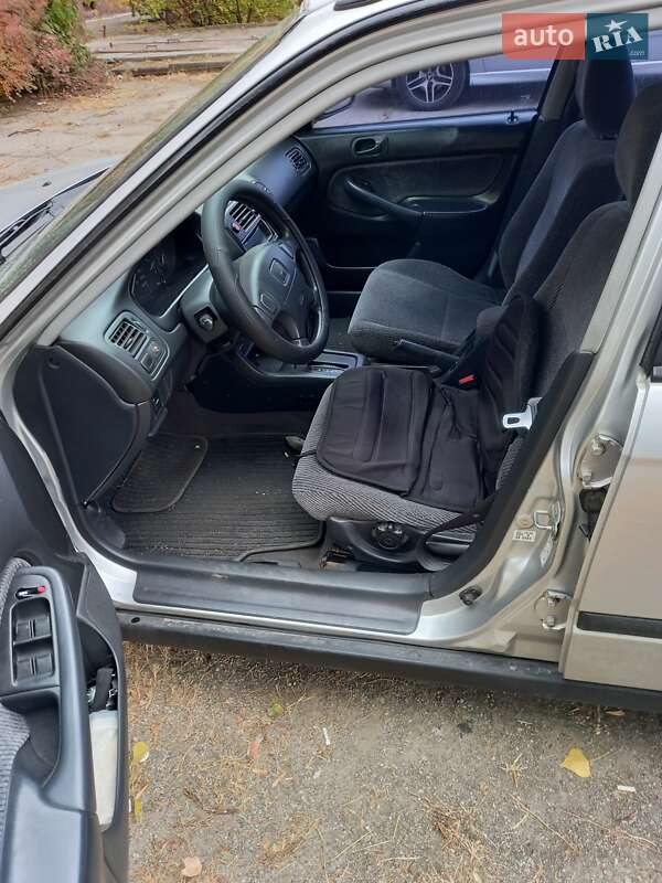 Седан Honda Civic 1998 в Запорожье фото 2 Седан Honda Civic 1998 в Запорожье
