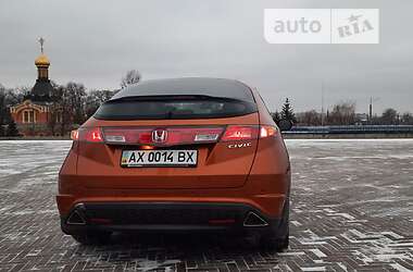 Хэтчбек Honda Civic 2008 в Харькове