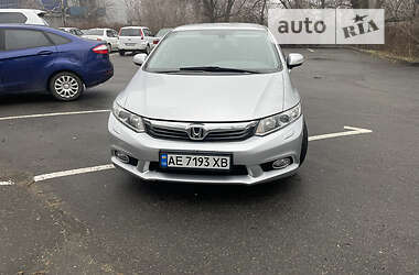 Седан Honda Civic 2012 в Днепре