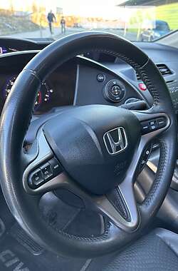 Хэтчбек Honda Civic 2010 в 
