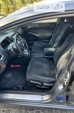 Седан Honda Civic 2009 в 