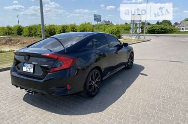 Седан Honda Civic 2019 в Львове