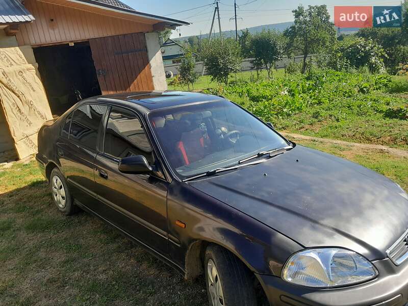 Седан Honda Civic 1996 в Яремчі