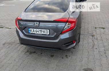 Седан Honda Civic 2017 в Киеве