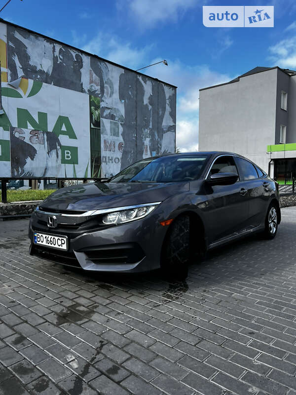Седан Honda Civic 2016 в Тернополе