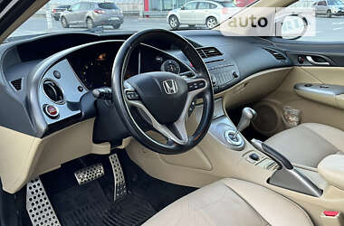 Хэтчбек Honda Civic 2008 в 