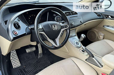Хэтчбек Honda Civic 2008 в 