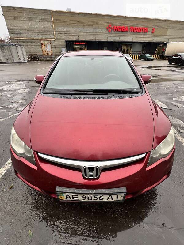 Седан Honda Civic 2007 в Днепре