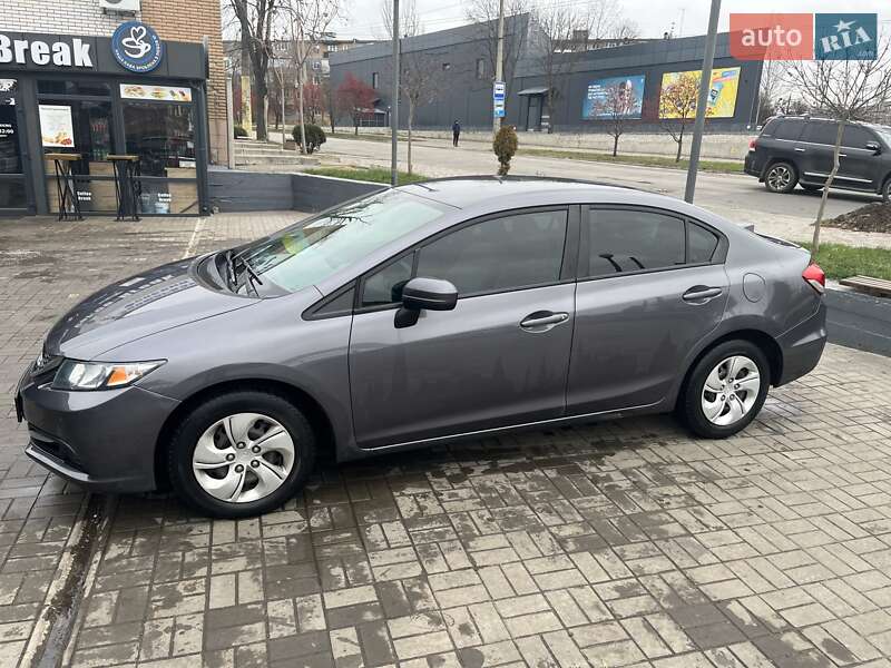 Седан Honda Civic 2014 в Запорожье