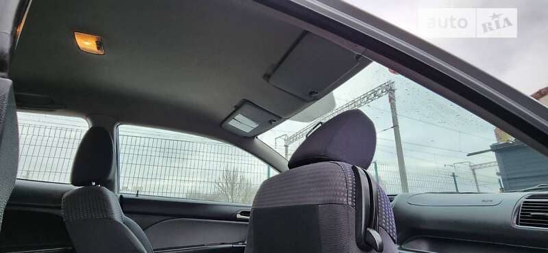Хэтчбек Honda Civic 2001 в Звягеле