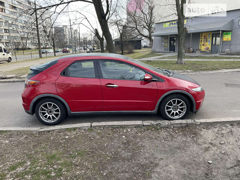 Хэтчбек Honda Civic 2008 в Киеве