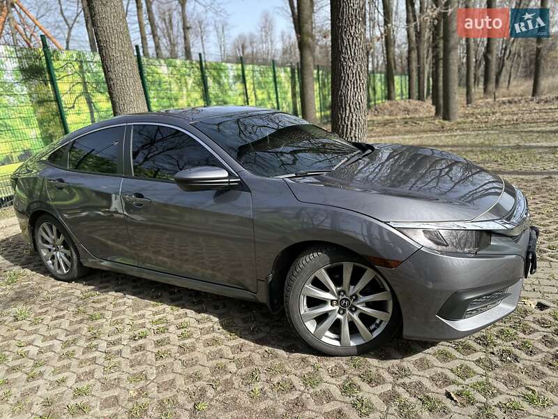 Седан Honda Civic 2017 в Харкові