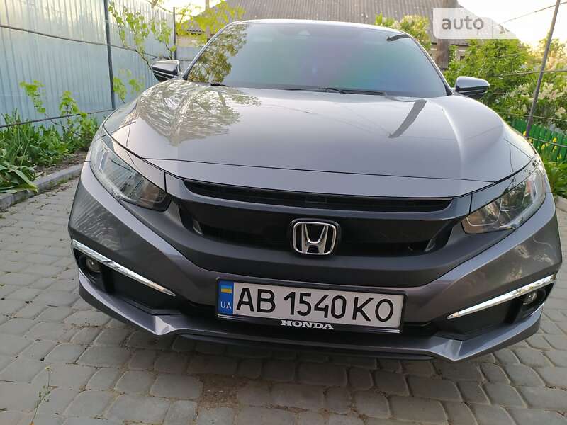 Седан Honda Civic 2018 в Тульчине