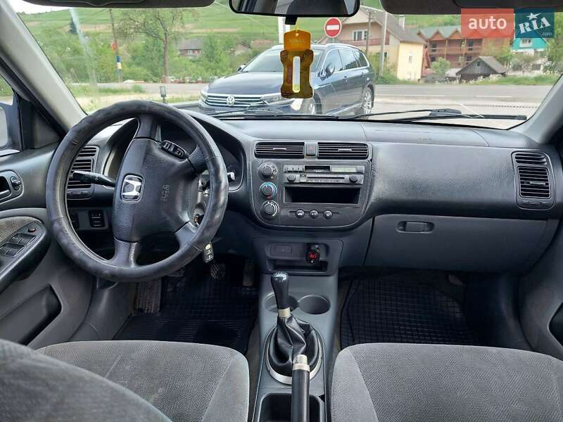 Седан Honda Civic 2001 в Воловцю