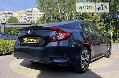 Седан Honda Civic 2018 в Львове