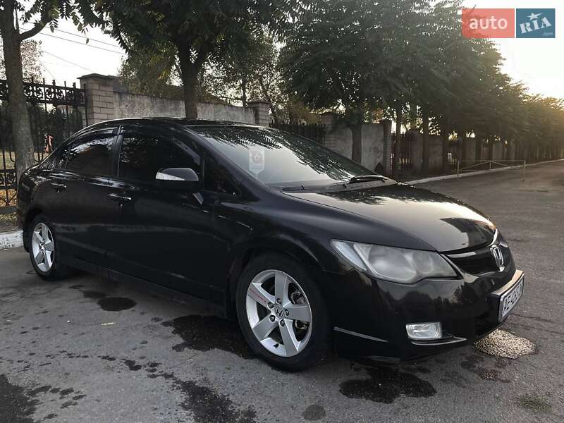 Седан Honda Civic 2007 в Кривому Розі