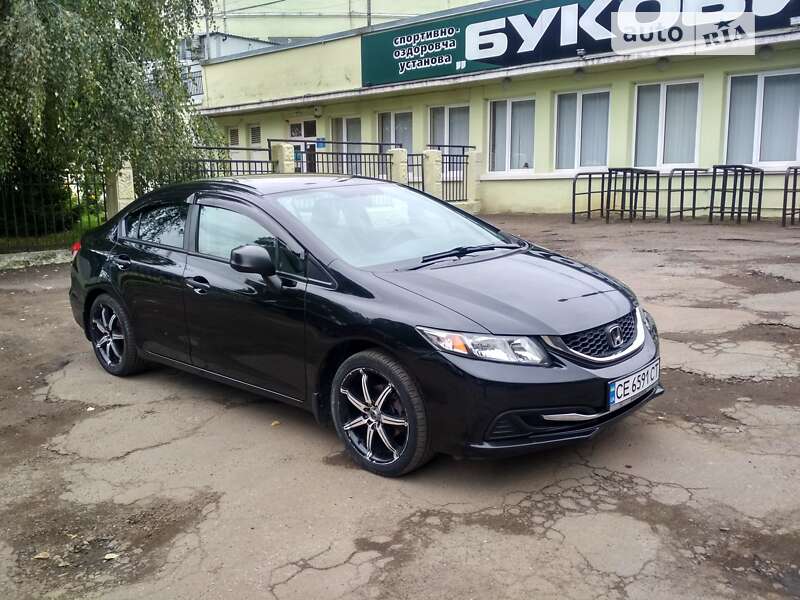 Седан Honda Civic 2013 в Черновцах