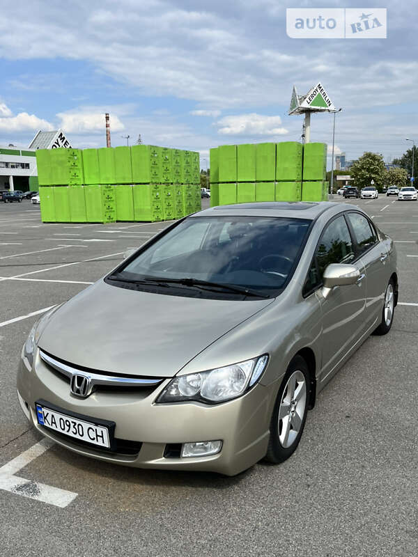 Седан Honda Civic 2008 в Киеве