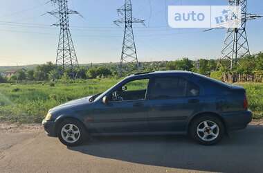 Лифтбек Honda Civic 1995 в Днепре