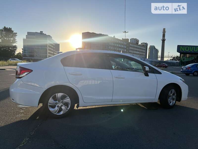 Седан Honda Civic 2013 в Киеве