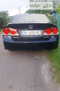 Седан Honda Civic 2007 в Ровно