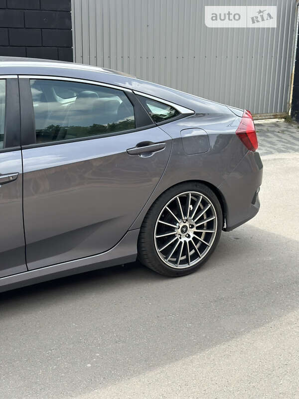 Седан Honda Civic 2016 в Києві