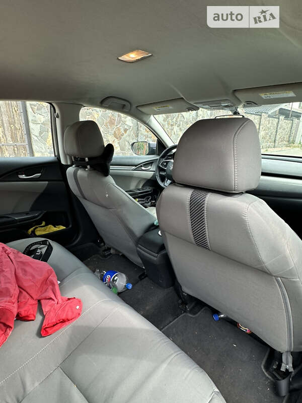 Седан Honda Civic 2016 в Києві