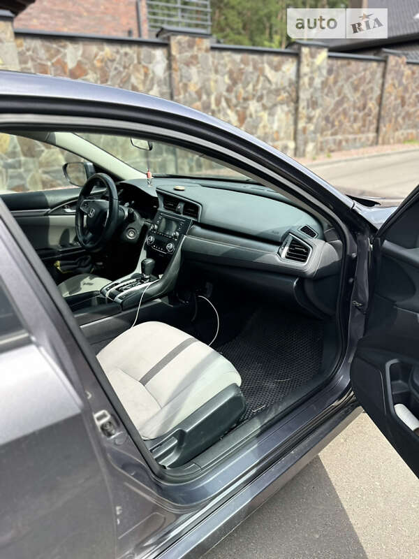 Седан Honda Civic 2016 в Києві