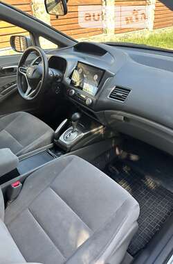 Седан Honda Civic 2007 в Киеве